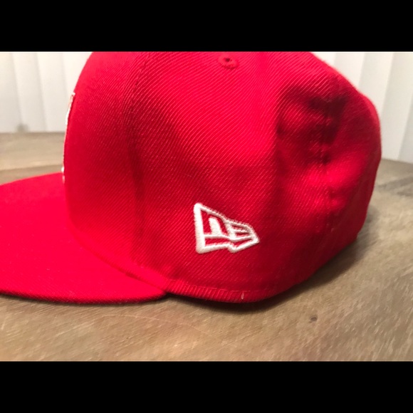 SUPREME fitted cap - Picture 3 of 4